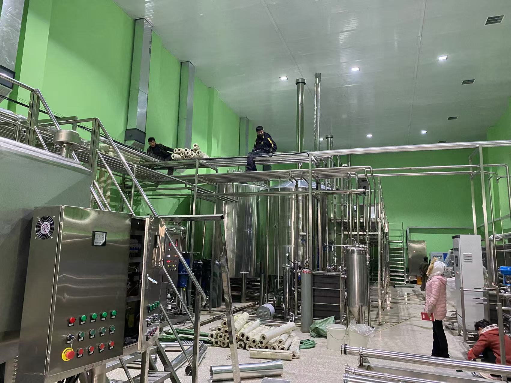 闻喜精酿啤酒设备厂—精酿啤酒设备制造:传承工艺与创新科技的交融